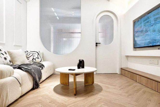 Nice yard+modern 1br 2lr/central AC/floor heating/Zhongshan park@L2/3/4