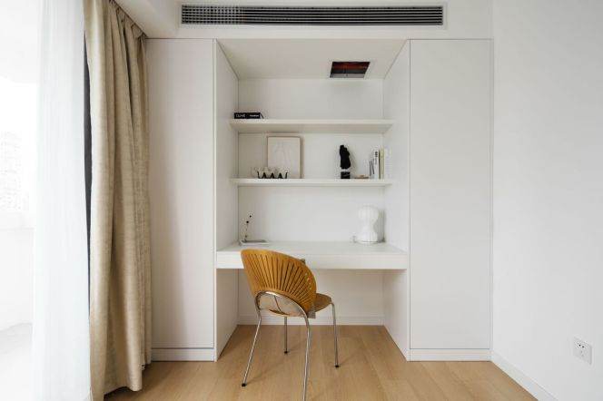 Donghu Apartments — Designer 3BR with Private Terrace — 55,000 RMB