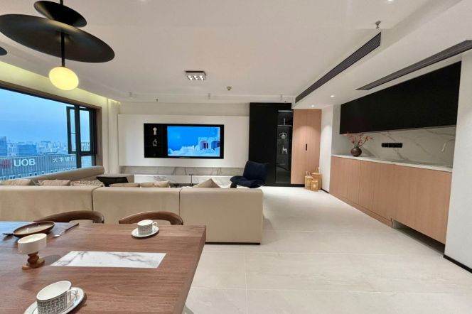 South Pudong Rd metro/3br2bt/balcony/central AC/floor heat/oven/dishwasher/clockroom