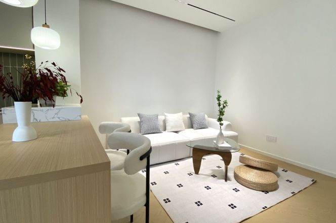 Weihai Villa — Historic Luxury in Central Jing'an — 18,000 RMB