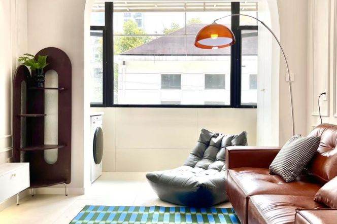 line3/4/10hongqiao rd. line 10 song yuan rd.1bed