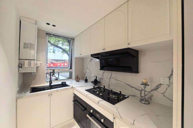 Renovated 2br,big private yard,BBQ,CA,floor heating, Gubei, Line 15