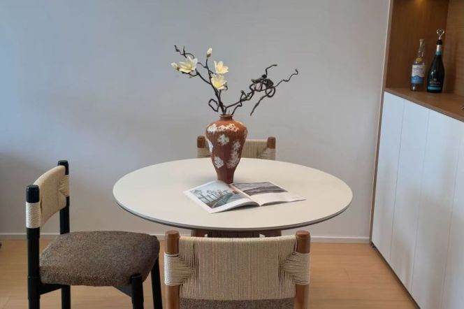 1Bedroom with AC and floor heating near HanZhong road JingAn