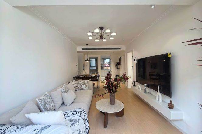 Renovated 2br,big private yard,BBQ,CA,floor heating, Gubei, Line 15