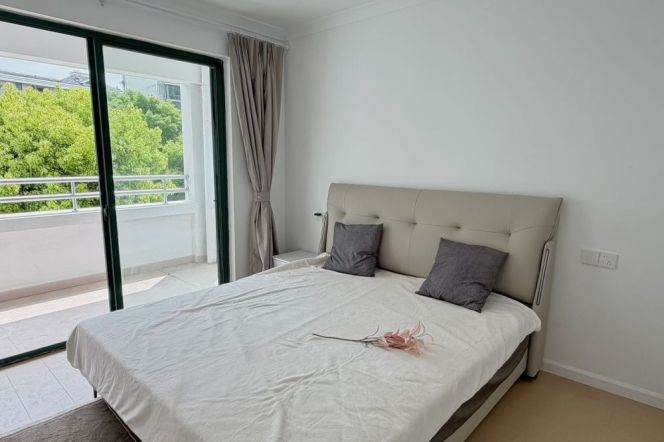 Songhong rd/modern 2br 2lr+open balcony/103 sqm/bright rooom,@L2