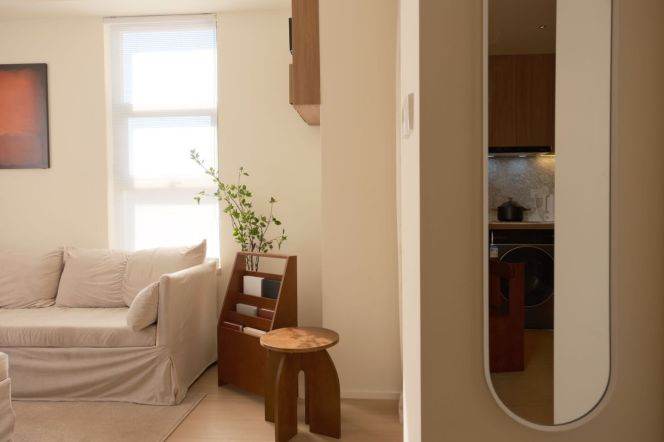 Premier Jing'an Temple Living — Designer 1BR — Room 1513