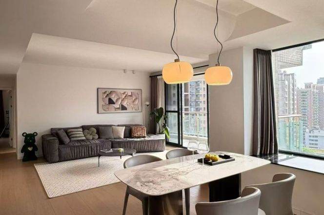 modern 2brs floor heating open balcony nice view near Huang pu river only 19.5K