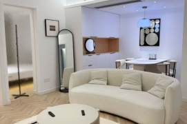 Cozy 2brs Apt Jiaotong university MTR