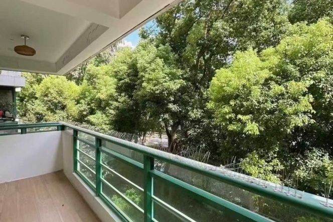 Cozy 110㎡ 2BR with Expansive Balcony | Greenery Views | Wuning Road Metro