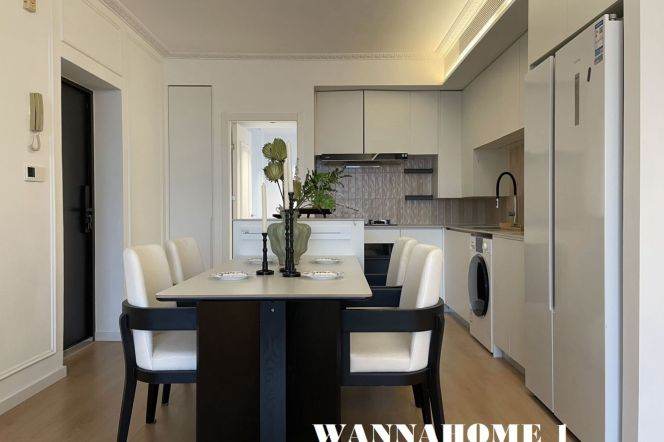 Spacious&Modern&Bright New 3Bdrs 2Baths Apt+Great View+Jing'an Temple+Jiang Su Rd Metro