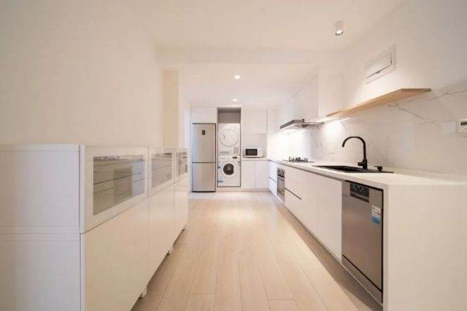 Nordic-style 3BR 2BA High-floor w/Balcony next to Laoximen Station