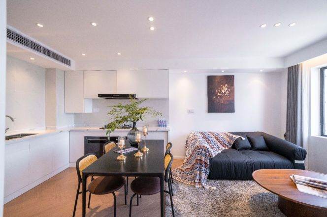 Modern 1BR | Jing'an Temple Direct Access | Full High-End Fittings