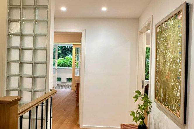 Charming Duplex 220m² 4BR with Private Courtyard nr Line 6, Pudong