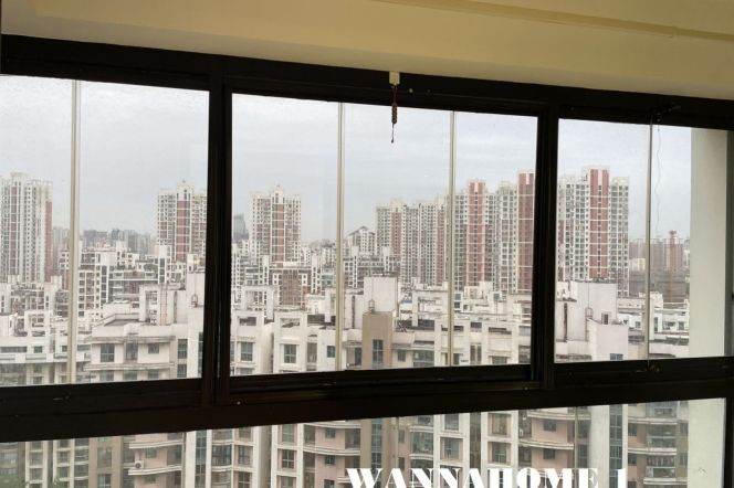 Large Balcony+New&Spacious 2Bdrs 1Bath Apt+Su Zhou Creek+L11/13 Long De Rd+Nice Compound