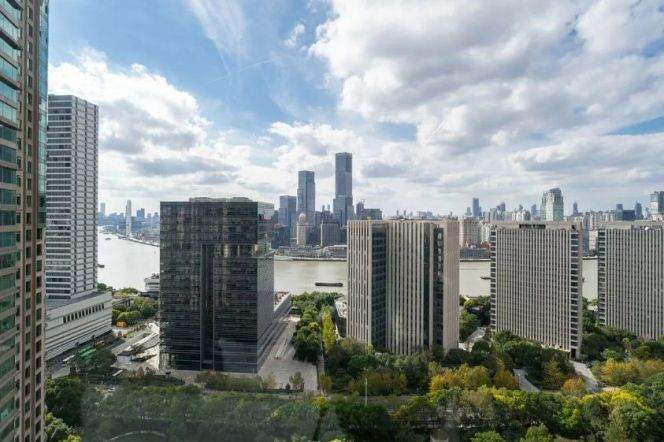 Modern 3brs with floor heating and river view in Lujiazui