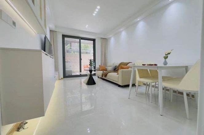 zhongshan park 1BR/big living room/big yard@L2/3/4