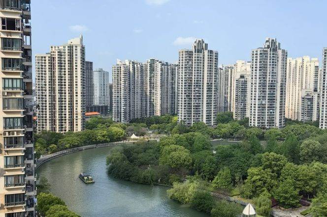 Amazing River View 150sqm 3Beds 2Bts@Suzhou Creek 
