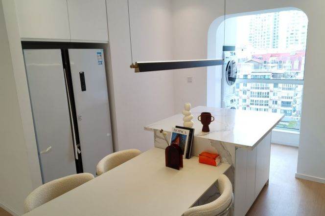 Sunny 4bedrooms Apt+Floor heating+central AC+dishwasher@Wuning Rd