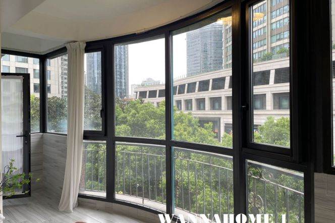 Modern&Spacious 3Bdrs 2Baths Apt/Taikoo Hui/Nice View+Large Balcony+West Nan Jing Rd