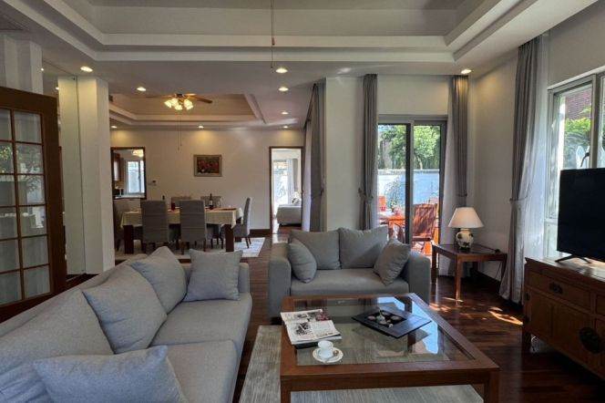 Luxury fully furnished Garden / Pool Villa House 