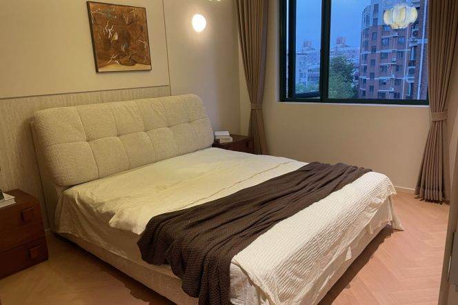 Modern Quality 3br,2bth,big kitchen,Oven,Dishes Washer,CA,Floor heating,L10