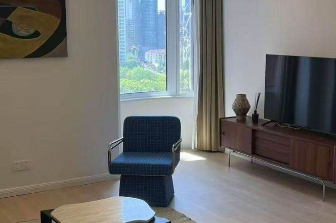 Outdoor balcony+modern 1br 2lr/with Study/Good view,Jiangsu rd@L11/2
