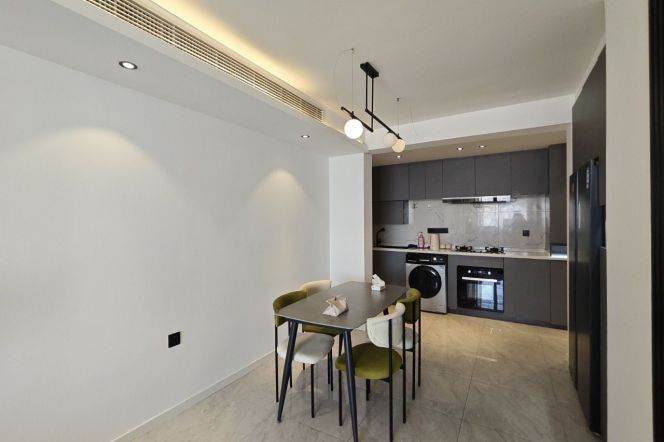 Great Value 3beds 130sqm elevator - modern -free Wifi- Line 14 Wuding Road 