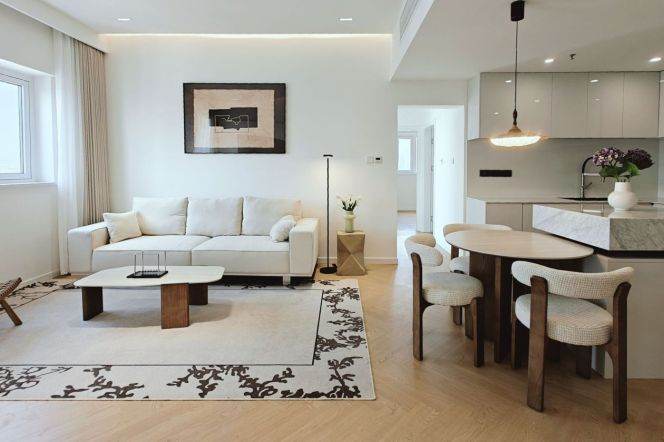  Brand new 2br high-rise nr Jing'an Temple   L2/7/11