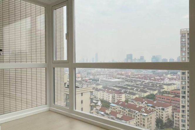 Green Compound+Spacious&Bright&Fabulous 3Bdrs 2Baths+L2/15 Lou Shan Guan Rd+Awesome View