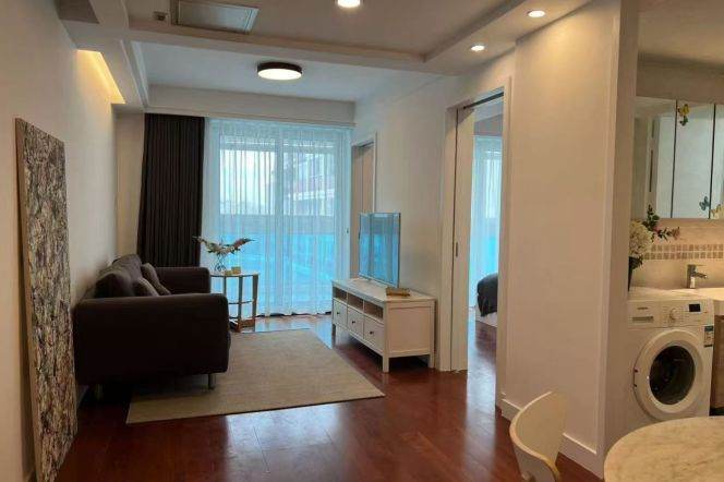 Homey 1br new apt @Xuhui L1&4