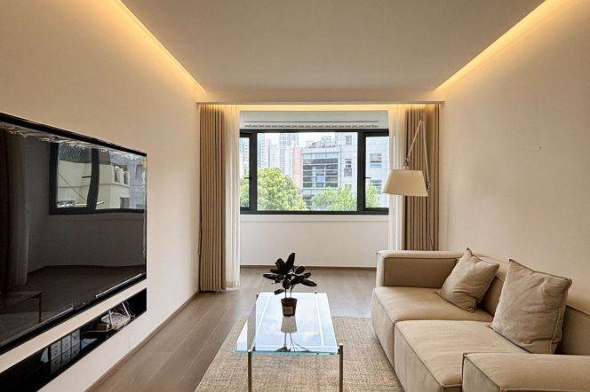 1Bdr 1Bath /Spacious&Bright /Line 1/12/13 West Nanjing Rd/Stairs/Nice View