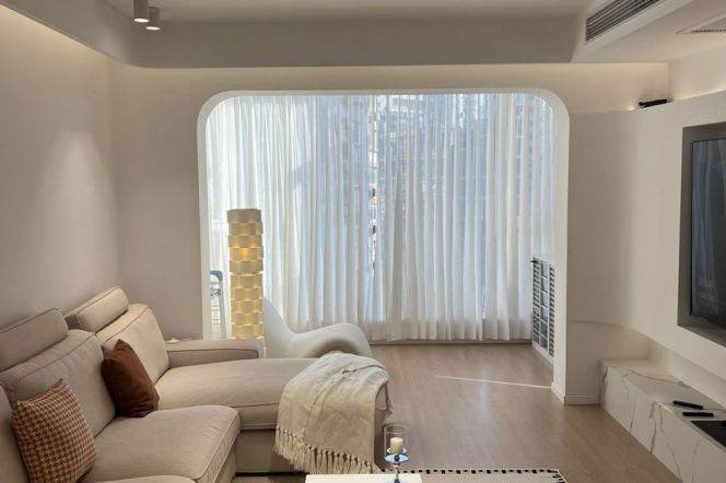 Sun-drenched 4BR 2BA Residence nr Wuning Rd Station