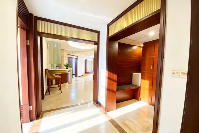 Gubei One nice view big living room 4br plus outside balcony 