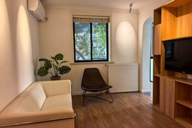  cozy 1br+terrace Nr jiaotong university M10/11