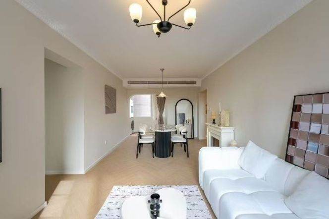 Cozy 3Br with nice view @ L9 Dapuqiao station