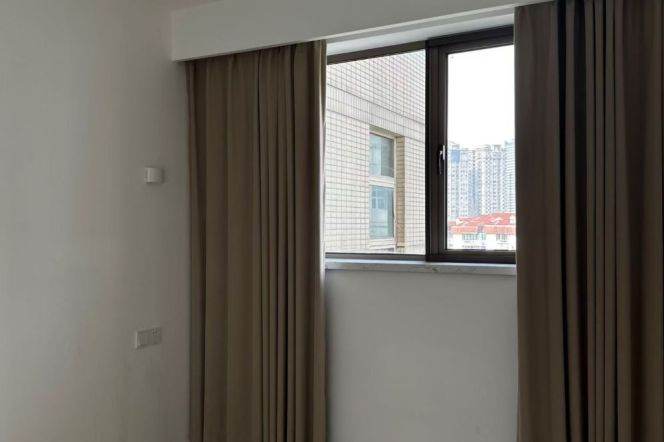 Big Living room 2br @South Shanxi Road,Jiashan Road St.