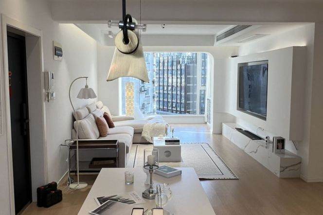 Sun-drenched 4BR 2BA Residence nr Wuning Rd Station