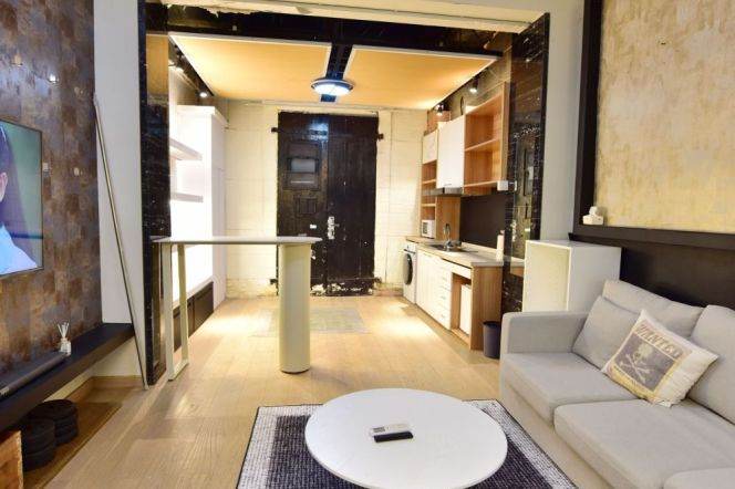 Character/Valuable Xintiandi Lanehouse with Private Entrance 6.5K  