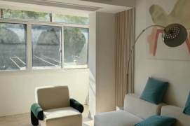 Sunny one bedroom Apt+central AC+dryer+oven @ L2/3/4Zhongshan Park