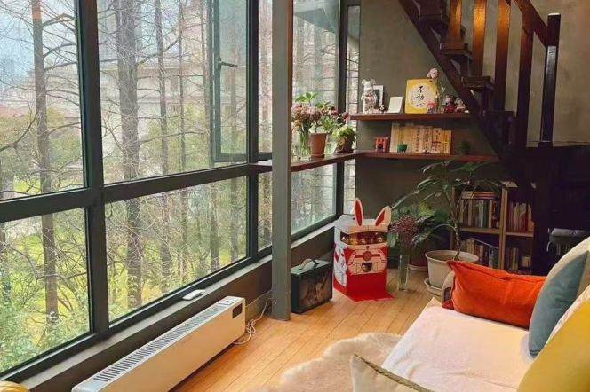 Nice 2Brm With A Terrace Near Line 1/7 Changshu Rd