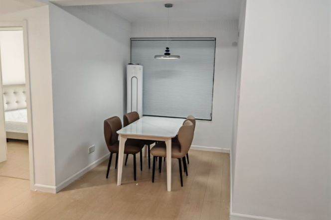 Renovated 1br apt in Beixinjing,close to Line 2
