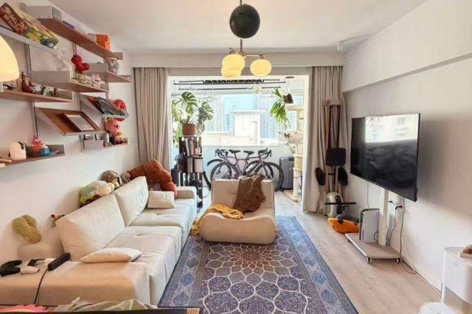 Excellent 2bedrooms Apt+Floor heating+central AC+Oven 2mins to Wuding Rd