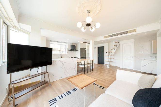 Spacious 3BR Duplex | High Floor with Panoramic Views | Near Jiangsu Road Metro