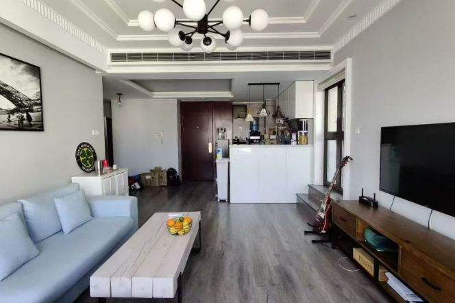 West Nanjing rd elevator 1BR with terrace