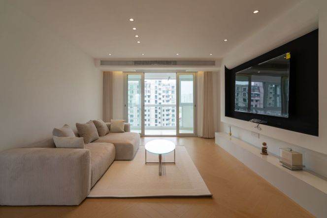 Modern 3brs with floor heating and balcony in  Xujiahui 