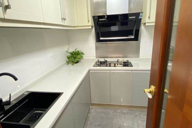 r13k Comfort 2Br at 37th floor in The Loft Nr Hanzhong Rd.line1/12/13