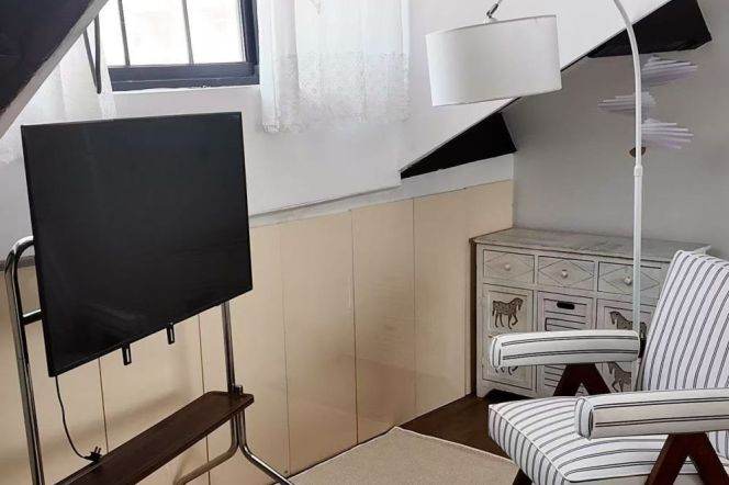 South Shanxi rd Jiashan Dapuqiao 1BR apartment