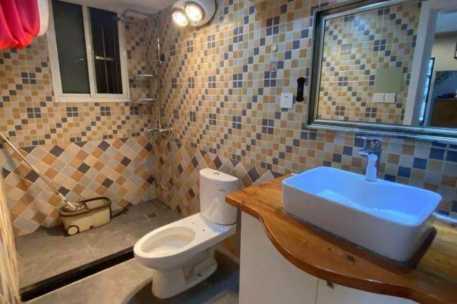 Nice yard 1Br/1Lr/1Bt apt nr South shanxi rd,M1/10/12