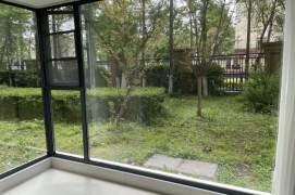 Brand new renovated 1br apt,with green view,close to Line 2