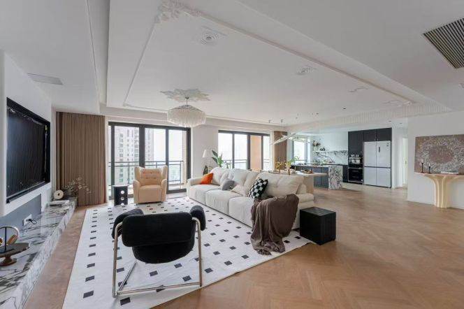 Brand new decoration 5brs with terrace and floor heating in Gu bei 